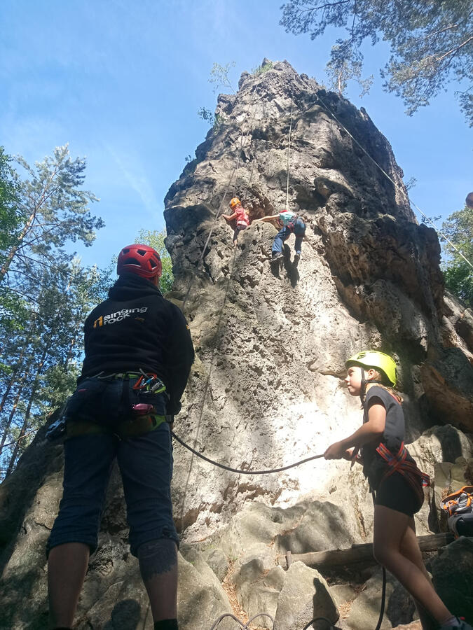 Objevování přírodních skalních skvostů.